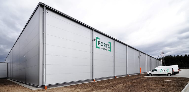Obiekt przemysłowy Porta drzwi Polska - generalny wykonawca hali magazynowej Rexbud budownictwo