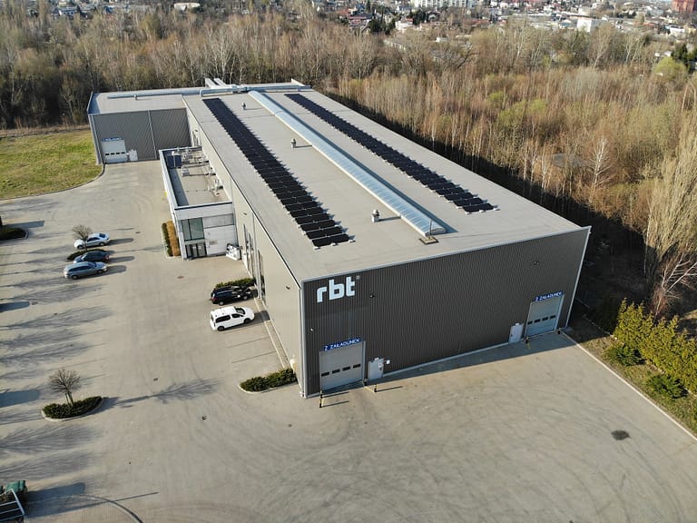 Rbt zgierz - producent kształtowników zimnogiętych - biuro i hala przemysłowa budowana przez rexbud budownictwo